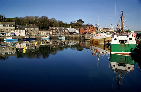 Padstow 2008_S12770 | Padstow harbour on a sunny January Sun… | Flickr