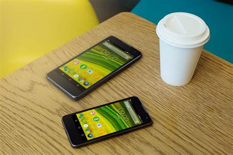 EE launches affordable Wi-Fi Calling phones and two new portable hotspots. | JMComms