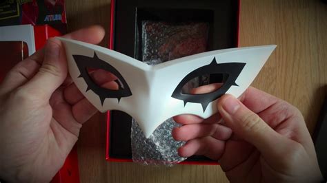 Persona 5 Phantom Thieves - Unboxing the Mask ! - YouTube