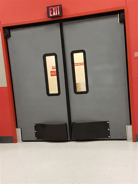 Do other targets have gray doors to the backroom? We just got these ...