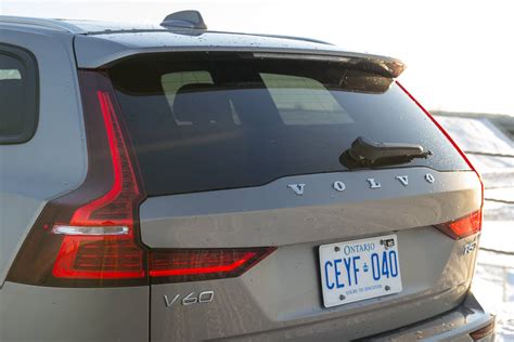 2020 Volvo V60 Cross Country T5 AWD Review