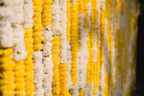 Amazing Indian wedding floral backdrop. | Photo 138723