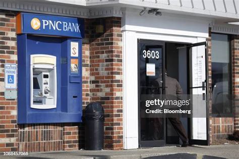 175 Pnc Bank Branch Stock Photos, High-Res Pictures, and Images - Getty ...