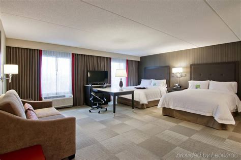 Hampton Inn & Suites By Hilton Toronto Markham | Budget Accommodation Deals and Offers Book Now!