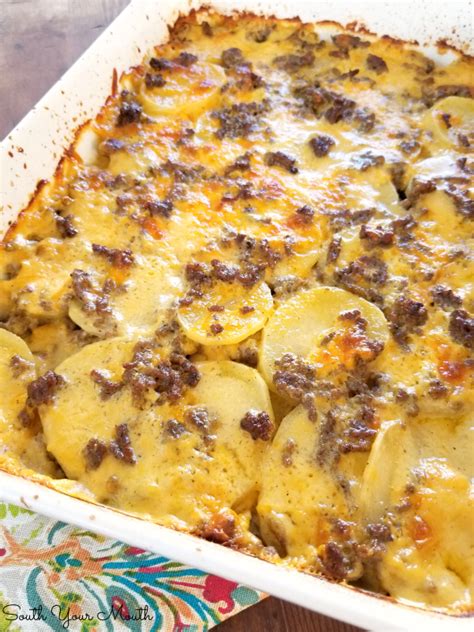 Hamburger & Potato Casserole | An easy casserole recipe with ground beef, cheese… | Potatoe ...