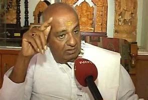 Caste-based politics has to end in Karnataka: Deve Gowda