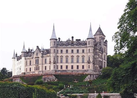 Dunrobin Castle #2 - CannibalRabbit.com