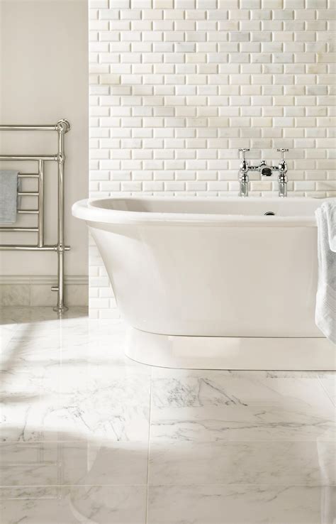 Viano White | Original Style - Stone, Mosaic and Glass Tiles | Drømmehus