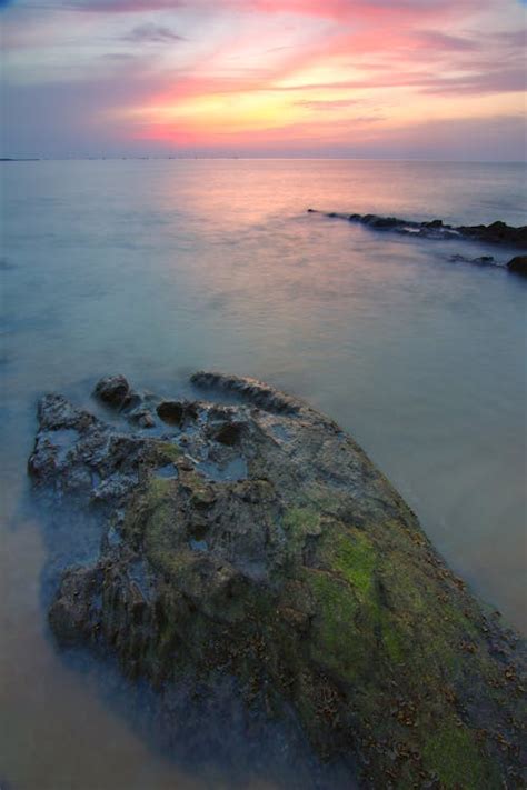 Sea and Sky Horizon Photo · Free Stock Photo