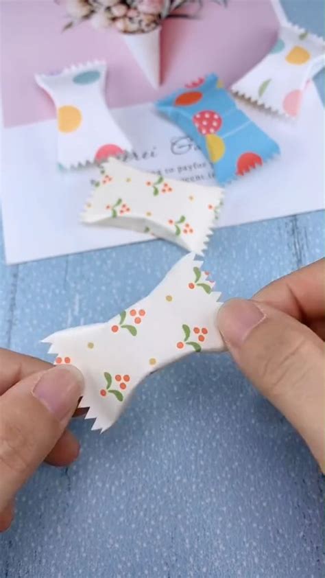 DIY Paper Candy [Video] | Paper crafts, Diy gifts, Paper crafts diy