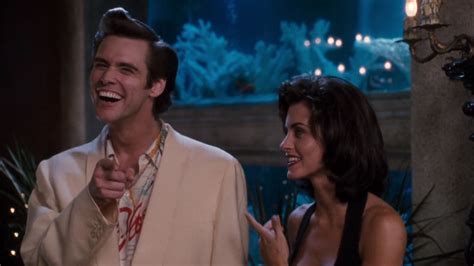 Ace Ventura: Pet Detective (1994)