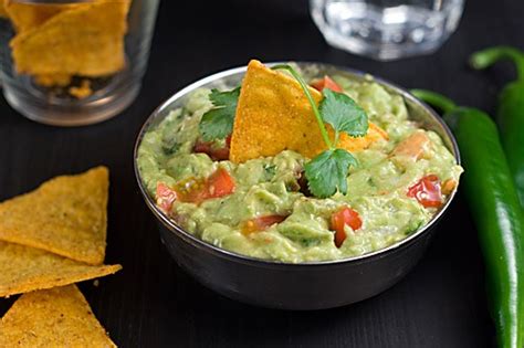 Authentic Guacamole For Cinco De Mayo - Honest Cooking by Kalle Bergman