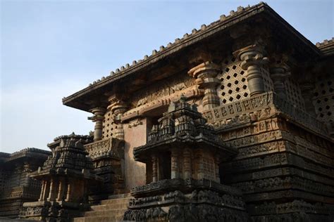 Halebidu | A Complete Guide to Magnificent Sculptures!