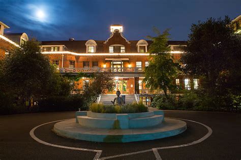 Edgefield Hotel - McMenamins