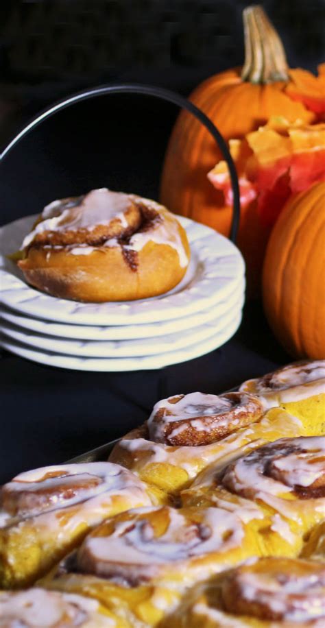 Pumpkin Spice Cinnamon Rolls #BreadBakers - Recipes Food and Cooking