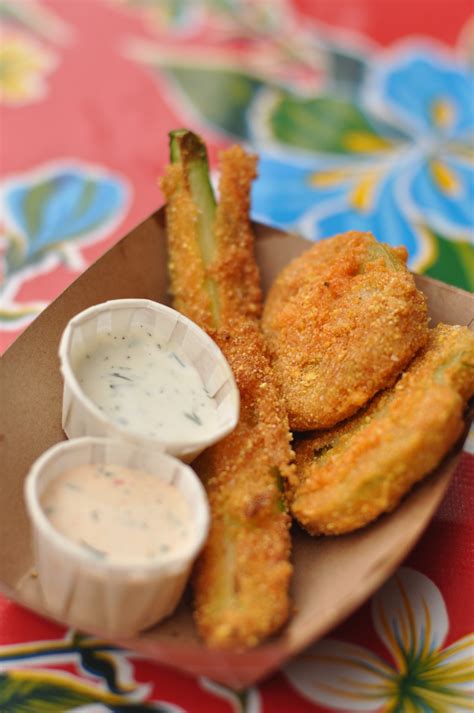 Cornmeal Crusted Fried Green Tomatoes With Homemade Ranch Dressing ...