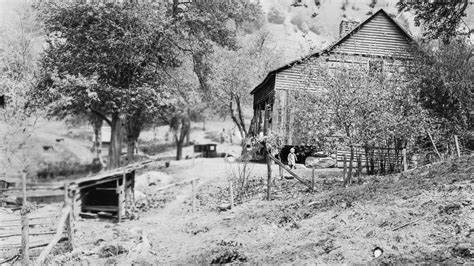 Typical old-fashioned mountain house, Madison County, North Carolina ...