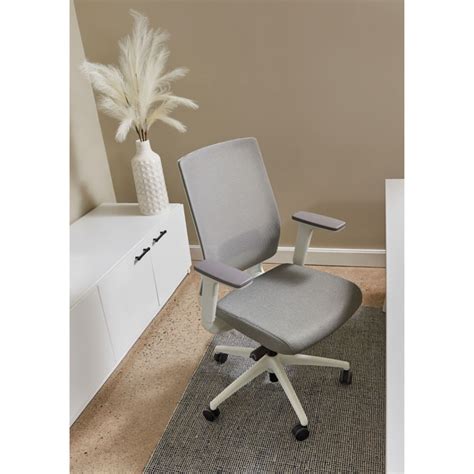 A Guide to Selecting the Perfect Home Office Chair - Office Seating