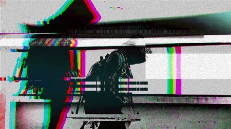 Aesthetic Glitch: A 4K Ultra HD Wallpaper Experience