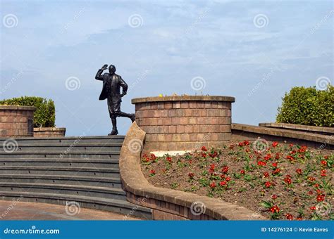 Eric Morecambe statue stock photo. Image of england, promenade - 14276124