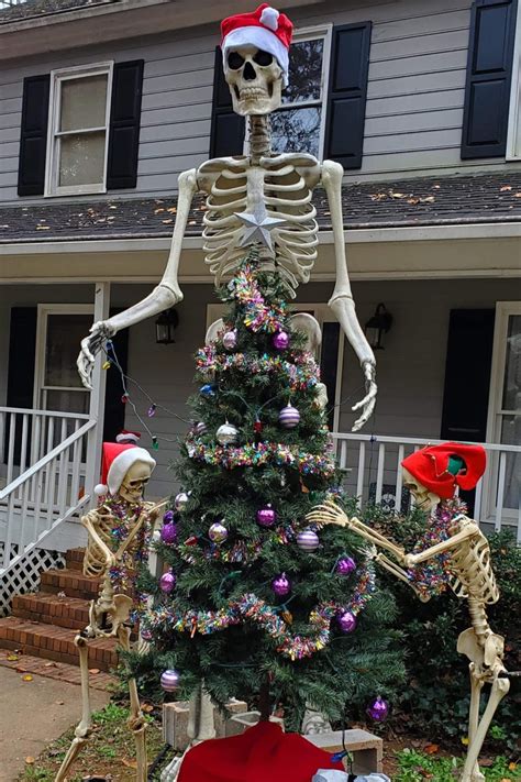 What Are People Doing With Those 12′ Halloween Skeletons Now? | Big 102.1 KYBG-FM