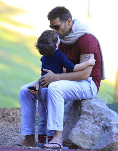 Exclusive... Ricky Martin Takes His Boys To The Park | Celeb Baby Laundry