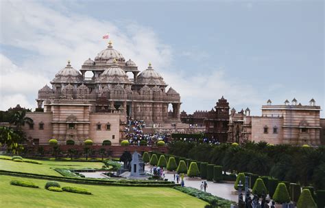 Swaminarayan Akshardham Temple Vacation Rentals: house rentals & more ...