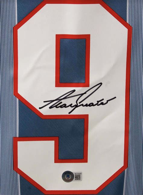 Alan Shearer Signed England Jersey (Beckett) | Pristine Auction