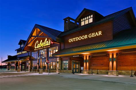 Cabela’s Continues Canadian Expansion with New Stores