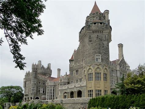 Wonderful Castles and Mansions That Are Haunted by Tragic Ghosts | Haunted castle, Most haunted ...