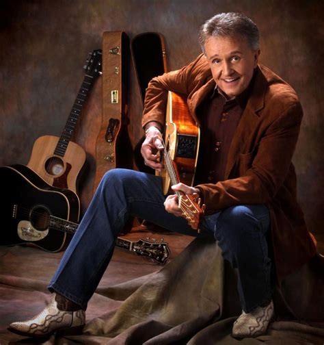 Country music legend Bill Anderson brings decades of songs to sold-out ...