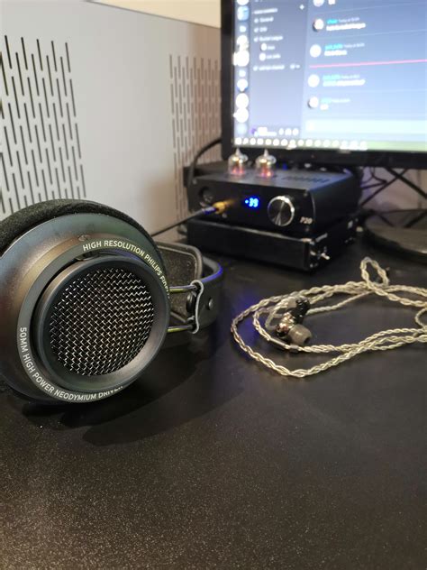 My first proper headphone setup : r/headphones