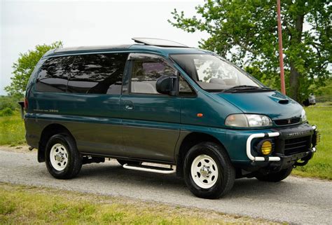 Mitsubishi Delica Space Gear L400 Is the Perfect Platform for a Capable ...