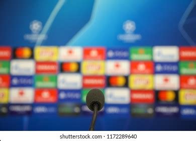 Soccer Press Conference Royalty-Free Images, Stock Photos & Pictures ...