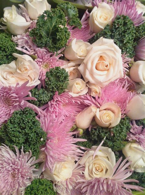 Use kale as a green filler in your flower arrangements. It's cheap, and easy to work with1 ...