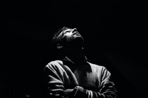 20 Songs about Dark - Singersroom.com