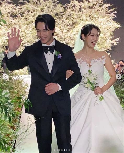 Park Shin Hye’s Wedding Vow Trends as the Hallyu Star Gets Emotional ...