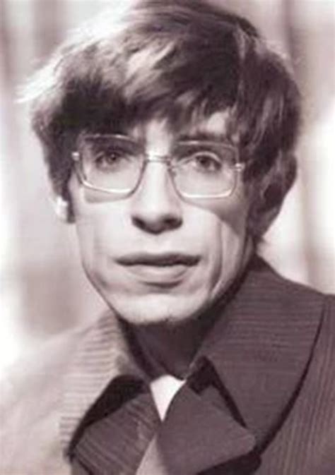 Rare Photos of Young Stephen Hawking Through the Years Photos