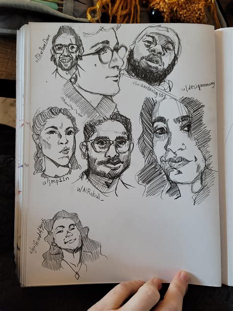 drawing people on Reddit : r/sketchpad