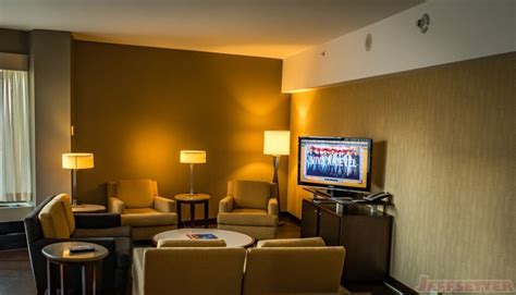 Millennium Hotel Minneapolis Review - Underrated Hotel?