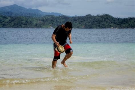 Menikmati Keindahan Pulau Pahawang di Teluk Lampung, Cocok untuk Snorkeling