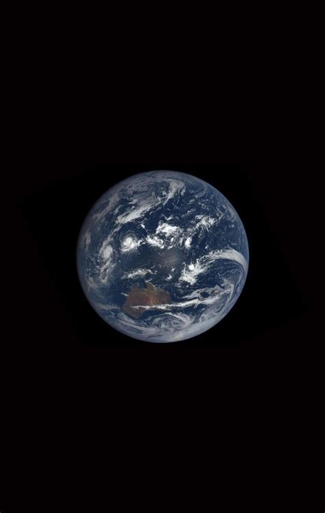 NASA will show the world new 'blue marble' photos of Earth every day | Earth photos, Earth, Blue ...