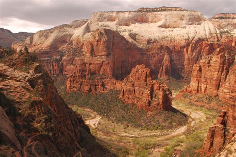 Utah National Parks: Caves, Deserts, and Mountains