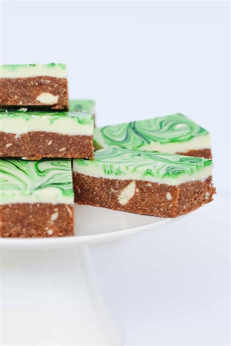 No-Bake Peppermint Chocolate Slice | Recipe | Chocolate slice, Baking, Sweet treats desserts