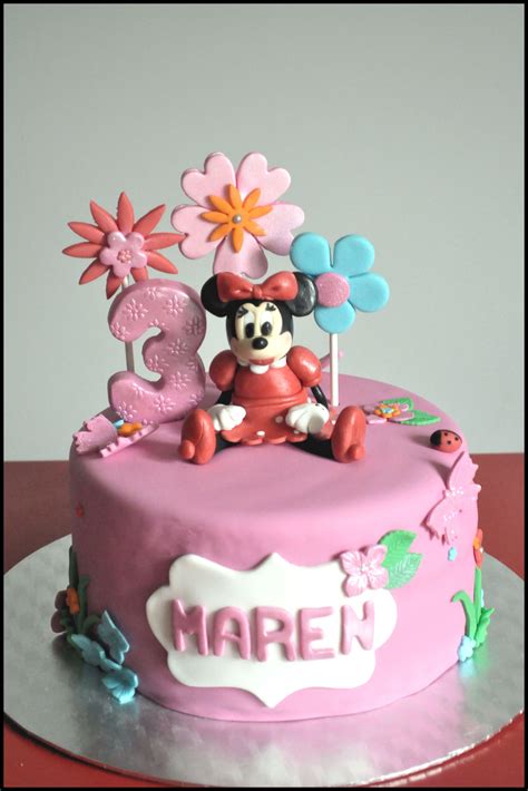 Minnie cake