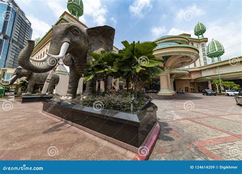 Front view of the hotel editorial stock image. Image of financial - 124614209