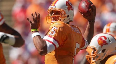 Tom Brady in a Buccaneers creamsicle uniform may become a reality