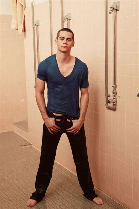 Tyler Hoechlin barefoot - Google Search | Dylan o'brien, Dylan o, Dylan ...