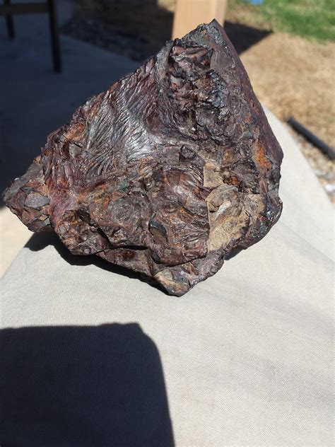 Identification needed for possible iron meteorite - Earth Science Stack Exchange