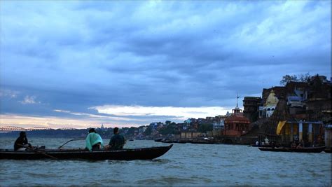 Evening View Of Ganga Ghat Varanasi Best - Varanasi Best Images Free Downloads